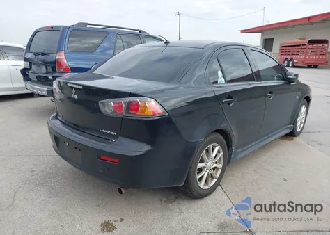 2016 Mitsubishi Lancer Es z USA, uszkodzony, nr VIN JA32U2FU0GU012993